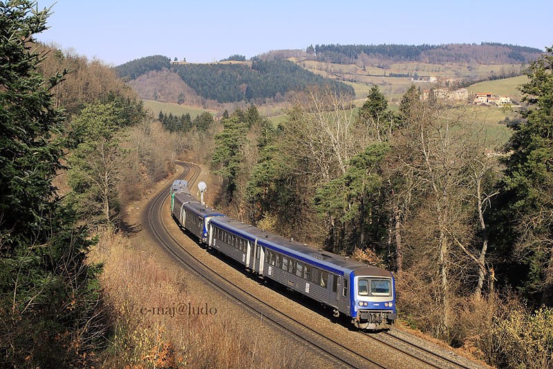 X4699(2).JPG